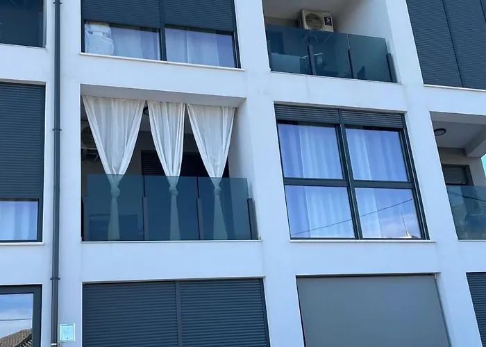 Giovanna With Terrace And Free Parking Pula